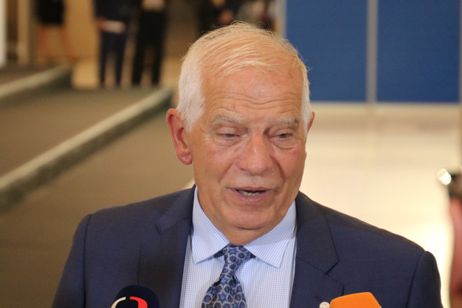 EU đình chỉ hoàn toàn cơ chế đơn giản hóa thị thực với Nga ảnh 1