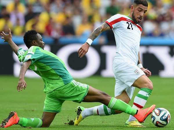 Lần đầu tiên Iran có điểm trong trận xuất quân World Cup ảnh 1