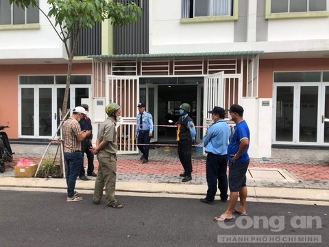 Bình Dương: Mâu thuẫn kinh tế, thủ phạm đâm hai nạn nhân rồi tự thiêu ảnh 1