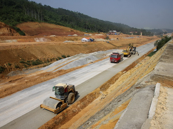 Phó Thủ tướng chỉ đạo đẩy nhanh tiến độ cao tốc Nội Bài-Lào Cai ảnh 1
