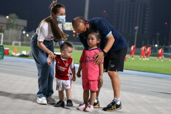 Vòng loại World Cup 2022: Món quà bất ngờ của thầy Park ở Dubai ảnh 1