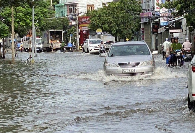 Miền Bắc trời rét, Trung Bộ tiếp tục mưa lớn trên diện rộng ảnh 1