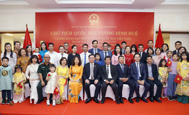 Chủ tịch Quốc hội: Cộng đồng là cầu nối cho quan hệ Việt Nam-Indonesia ảnh 2