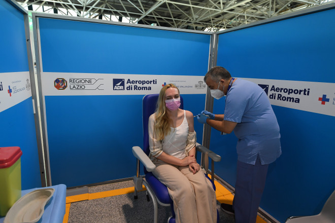 Hệ thống đặt lịch hẹn tiêm chủng ở Italy gián đoạn do bị tấn công mạng ảnh 1