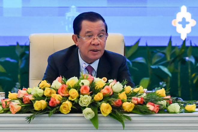 Ông Hun Sen thông báo kế hoạch từ chức Thủ tướng Campuchia ảnh 1