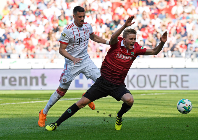 Đức: Toàn bộ CLB Hannover 96 bị cách ly do COVID-19 ảnh 1