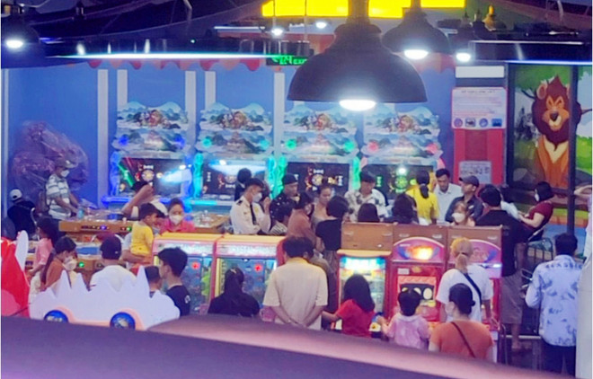 Cần Thơ: Triệt phá điểm đánh bạc qua game bắn cá đặt ở siêu thị ảnh 1