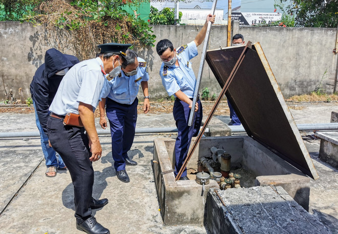 Phạt doanh nghiệp 220 triệu đồng vì bán xăng dầu không hợp quy chuẩn ảnh 1