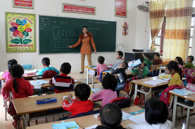 Hà Nội: Học sinh xã Ninh Hiệp đi học trở lại sau nhiều ngày bị ép nghỉ ảnh 1