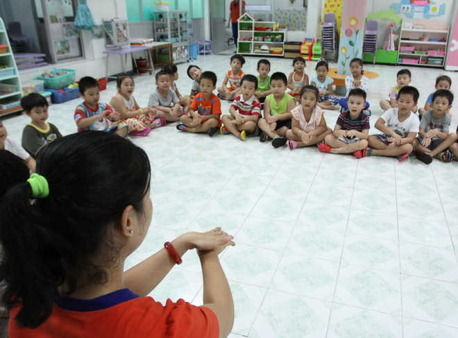 Hà Nội: Tạm đình chỉ cô giáo mầm non đánh trẻ tại quận Hà Đông ảnh 1