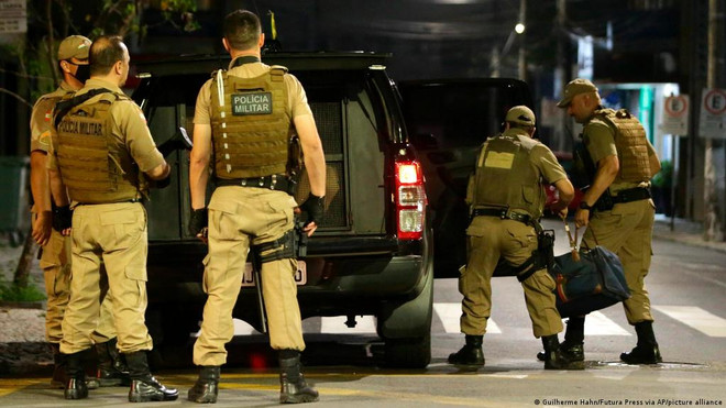 Cảnh sát Brazil tiêu diệt 25 nghi phạm thuộc băng nhóm cướp ngân hàng ảnh 1