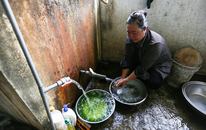 Người dân ngóng chờ nước sạch tại khu tái định cư ở Hòa Bình ảnh 3