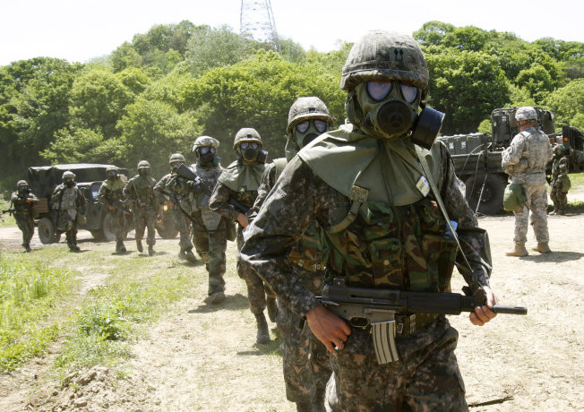 Mỹ, Hàn Quốc diễn tập đối phó các cuộc tấn công bằng vũ khí sinh học ảnh 1