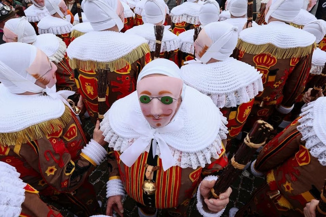 Sôi động lễ hội đường phố lâu đời nhất châu Âu sau đại dịch COVID-19 ảnh 1