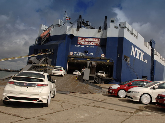 Sản lượng xe ở nước ngoài của ba hãng ôtô Nhật cao kỷ lục ảnh 1