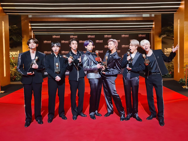 Lập 23 kỷ lục, BTS "tiến vào" Đại sảnh danh vọng 2022 của Guinness ảnh 1