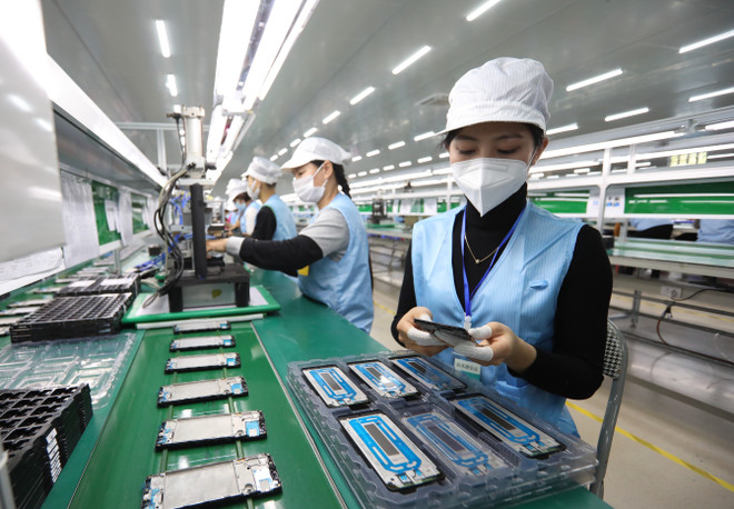 Báo quốc tế: Việt Nam phục hồi nhanh, thuộc nhóm 7 nền kinh tế nổi bật ảnh 1