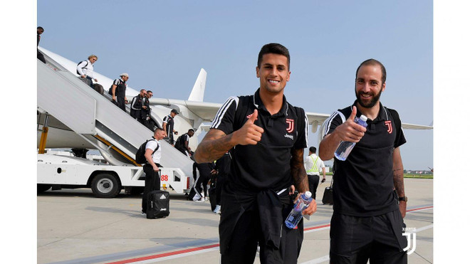 Các cầu thủ Juventus đến Trung Quốc để chuẩn bị cho trận derby Serie A ảnh 1