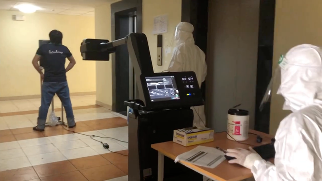 Gặt hái “quả ngọt” khi công nghệ “bắt tay” cùng y tế chống dịch ảnh 1