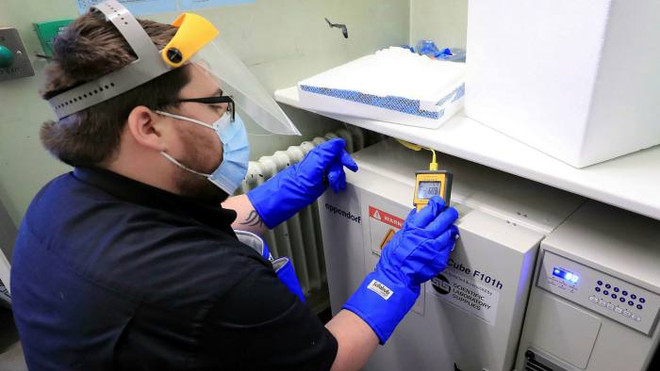 Anh sẽ triển khai chiến dịch tiêm chủng vắcxin như thế nào? ảnh 2