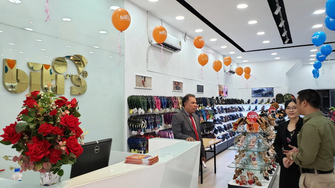 Sản phẩm giày dép Việt chiếm được niềm tin của người dân Campuchia ảnh 1