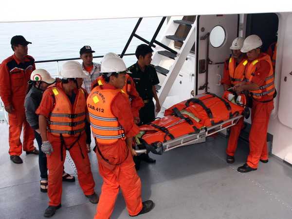 Đà Nẵng: Khẩn trương cứu nạn thuyền viên nghi bị tai biến ảnh 1