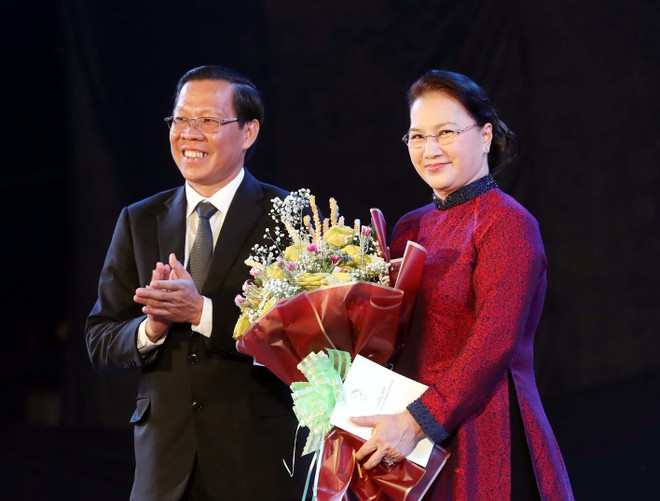 Chủ tịch Quốc hội dự lễ kỷ niệm 60 năm Bến Tre Đồng Khởi ảnh 1