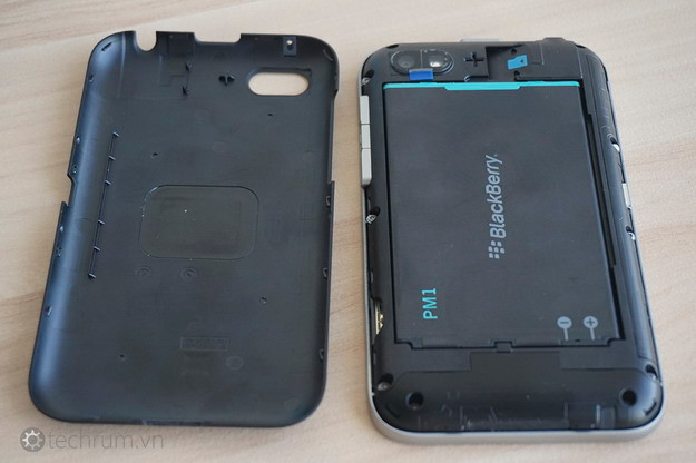 Hé lộ hình ảnh mẫu smartphone Kopi của BlackBerry ảnh 4