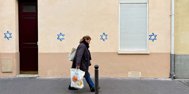 Xung đột Hamas-Israel: Pháp đối mặt với làn sóng bài Do Thái lan rộng ảnh 1