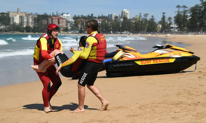 Australia khuyến cáo về tình trạng đuối nước dịp nghỉ lễ Giáng sinh ảnh 1