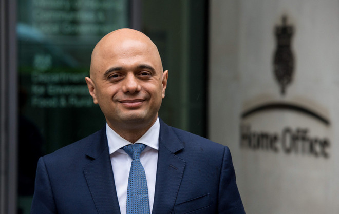 Bộ trưởng Tài chính Anh Sajid Javid. (Ảnh: Getty) Bộ trưởng Tài chính Anh Sajid Javid bất ngờ xin từ chức ảnh 1
