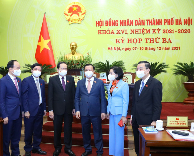 Hội đồng Nhân dân thành phố Hà Nội thảo luận nhiều vấn đề quan trọng ảnh 3