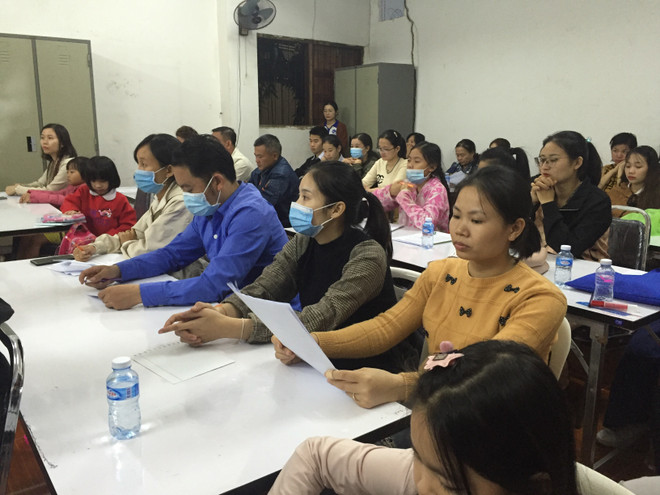 Khai giảng lớp ngoại ngữ miễn phí cho người Việt tại Lào ảnh 2