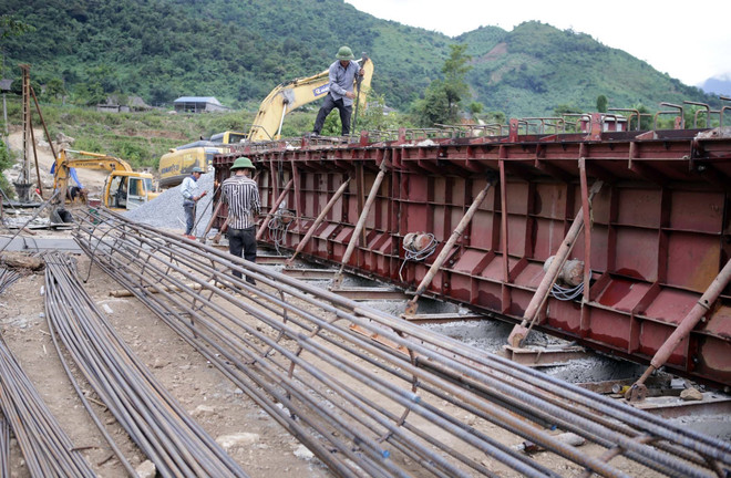Ảnh minh họa. (Nguồn: TTXVN) Gấp rút giải ngân các nguồn vốn trong lĩnh vực giao thông ảnh 1