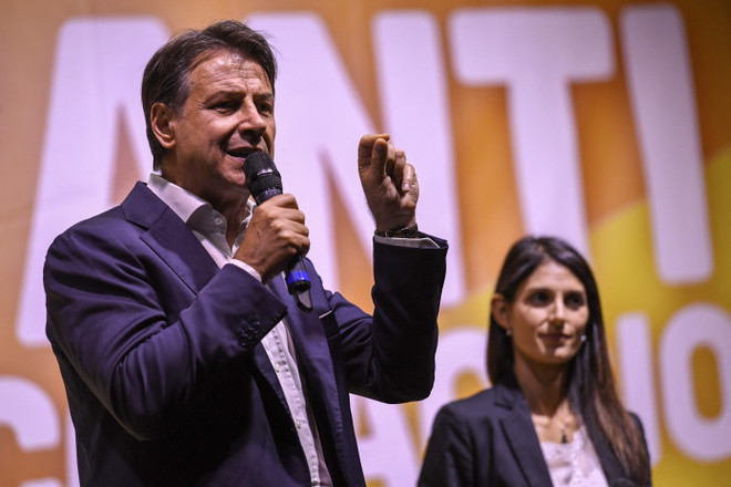 Cựu Thủ tướng Italy Conte bị điều tra vì cách ứng phó với COVID-19 ảnh 1