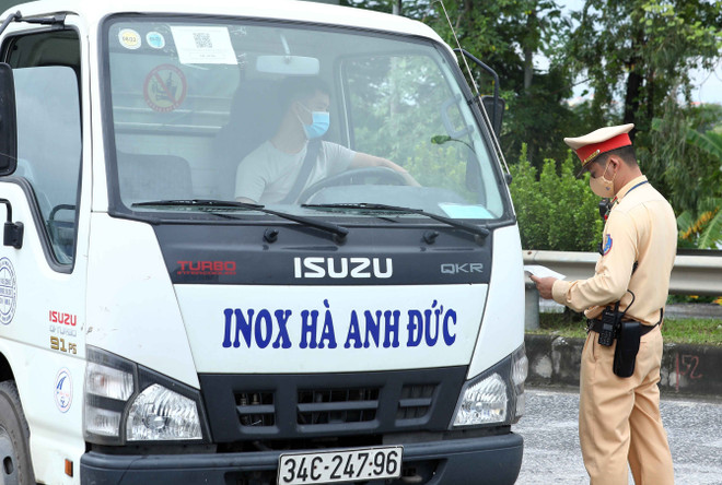Hà Nội: Yêu cầu trên 2.000 lượt phương tiện quay đầu ở 22 chốt cửa ngõ ảnh 1
