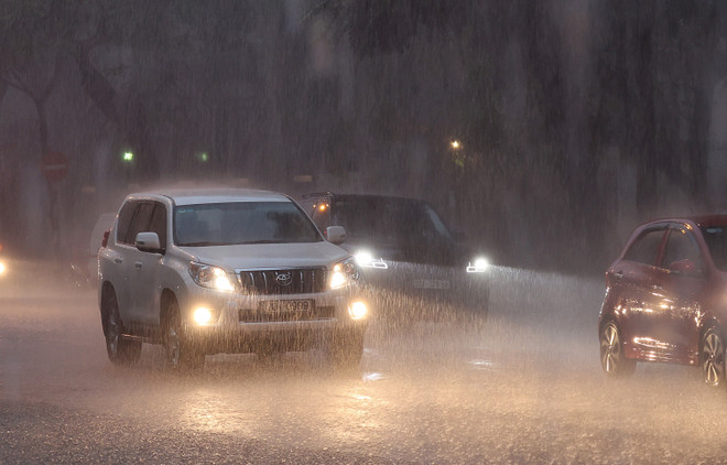 Vùng núi Bắc Bộ, Nam Trung Bộ, Tây Nguyên và Nam Bộ duy trì mưa dông ảnh 1