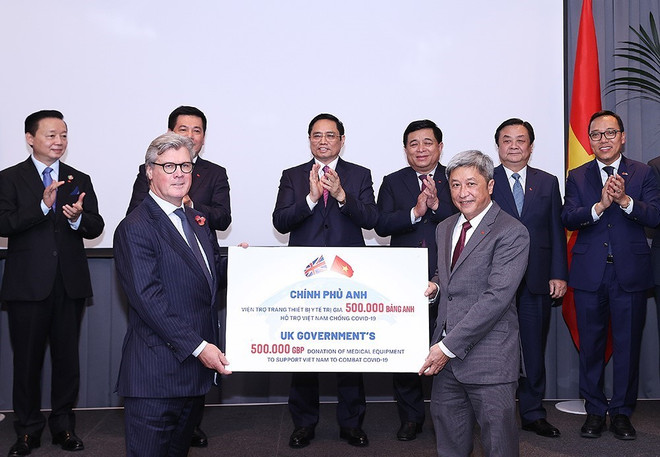 Thủ tướng Phạm Minh Chính làm việc với lãnh đạo Tập đoàn AstraZeneca ảnh 1