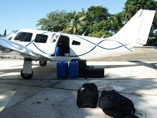 Guatemala bắt giữ nửa tấn cocaine trên máy bay cỡ nhỏ ảnh 1