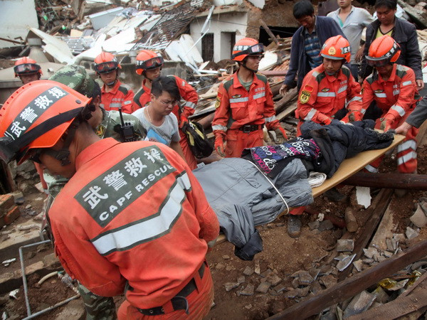 [Video] Số thương vong do động đất ở Trung Quốc tiếp tục tăng ảnh 1