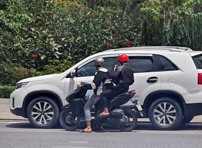 Lâm Đồng: Bắt giữ 2 đối tượng quảng cáo dịch vụ khiêu dâm để lừa đảo ảnh 1