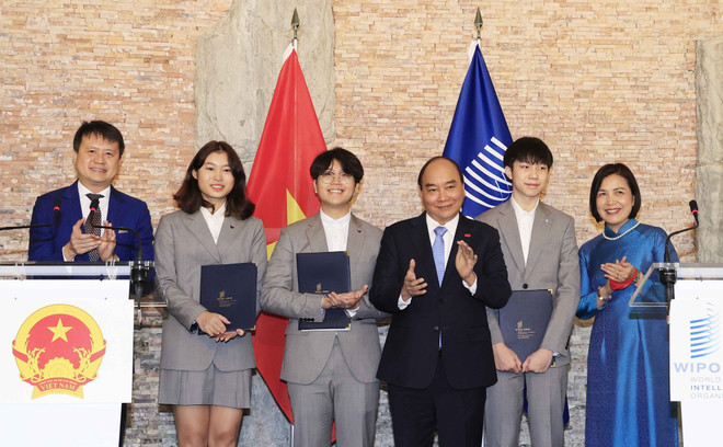 Chủ tịch nước chứng kiến lễ trao Danh hiệu Đại sứ trẻ sở hữu trí tuệ ảnh 2