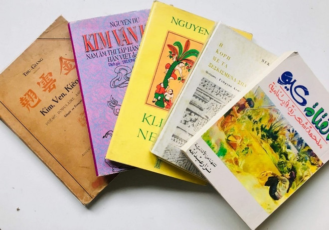 Tình yêu Truyện Kiều và hành trình sưu tập 73 bản chuyển ngữ ảnh 2