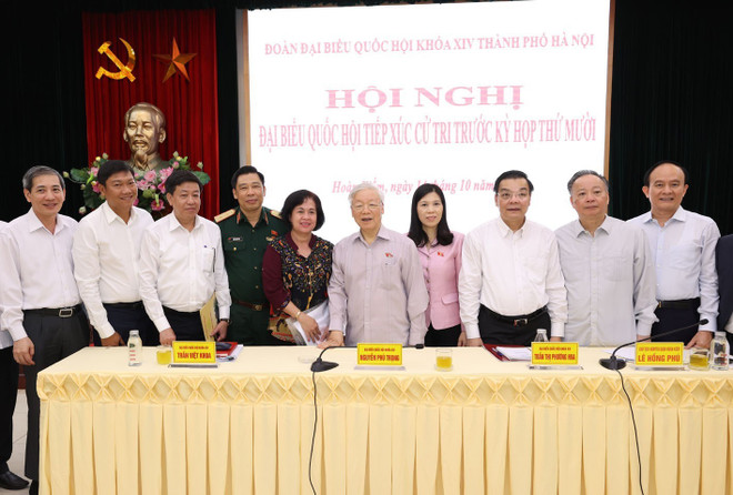 [Photo] Tổng Bí thư, Chủ tịch nước tiếp xúc cử tri thành phố Hà Nội ảnh 11
