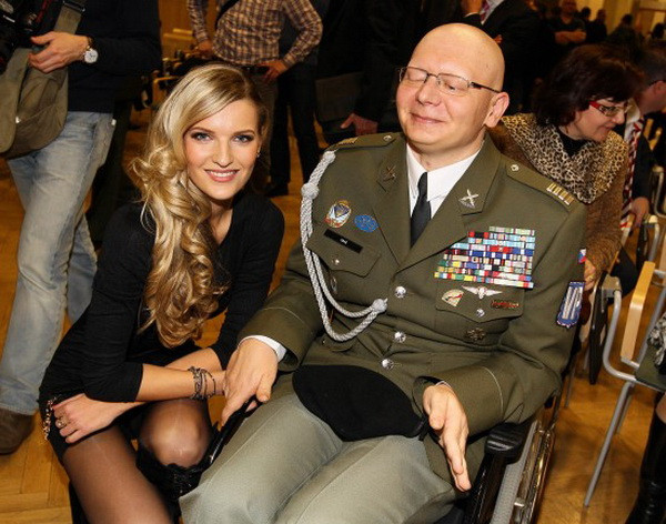 Hy vọng mới cho người bị liệt vì chấn thương cột sống ảnh 1