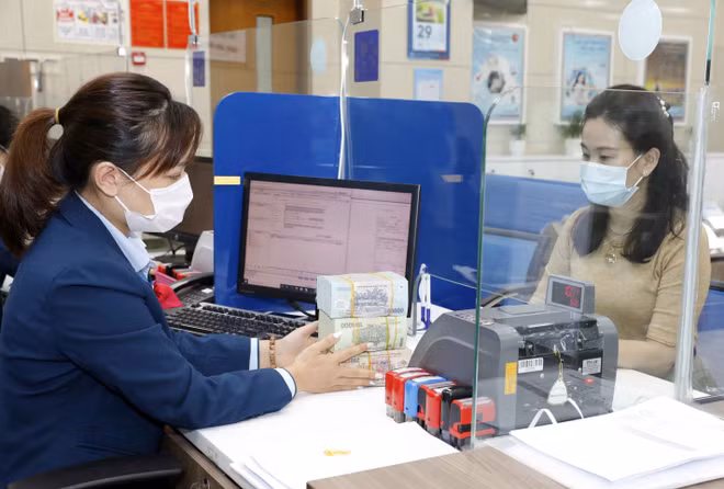 Lãi suất huy động liên tiếp tăng, lãi suất cho vay khó giữ thấp ảnh 2