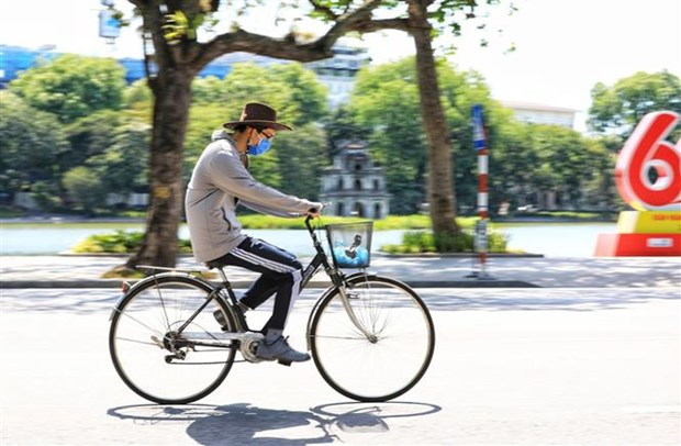 Từ ngày 21/4, mưa chấm dứt, thời tiết có xu hướng ấm lên ảnh 1