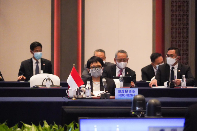 Indonesia kêu gọi ASEAN và Trung Quốc nối lại thảo luận về COC ảnh 1