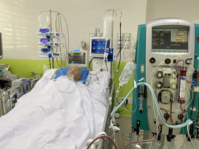 TP.HCM lên phương án chuyển bệnh nhân COVID-19 nặng sang BV Chợ Rẫy ảnh 1