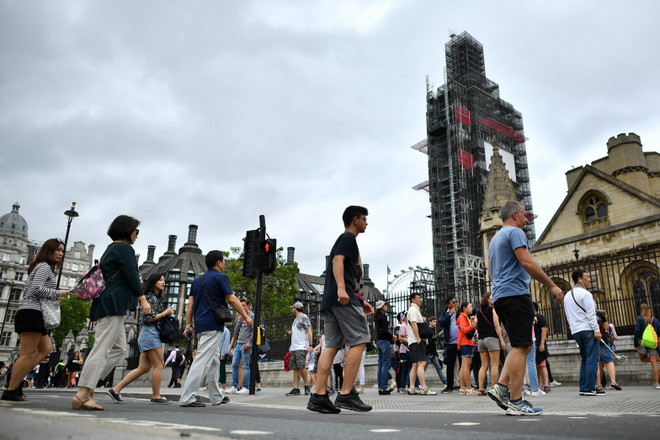 Tây Ban Nha mở lại biên giới với khu vực Schengen từ cuối tháng Sáu ảnh 1